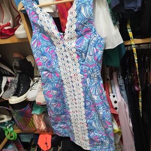 Lilly Pulitzer Size 6 Blue and Pink Paisley Dress with Lace detail